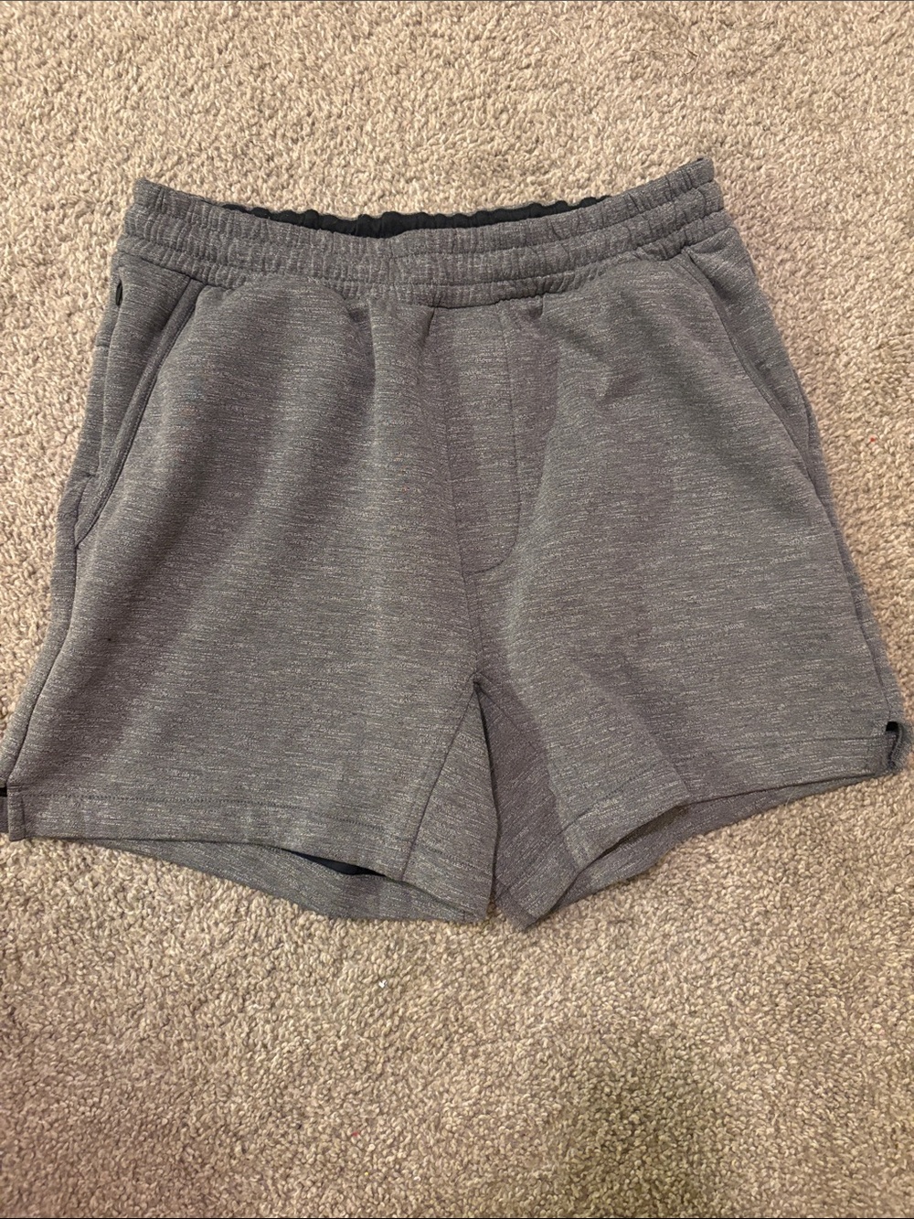 American Eagle Outfitters Gray Men's Athletic Shorts - Heathered Gray